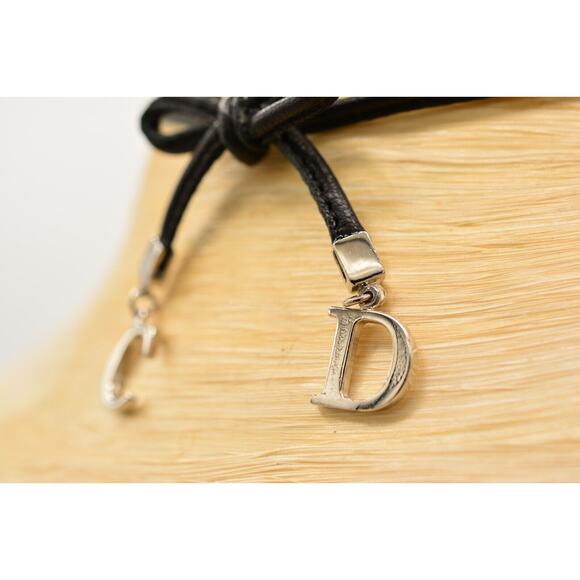 Christian Dior Vintage Bow Choker Necklace Logo CD Charm Black Leather Signed - Picture 6 of 16
